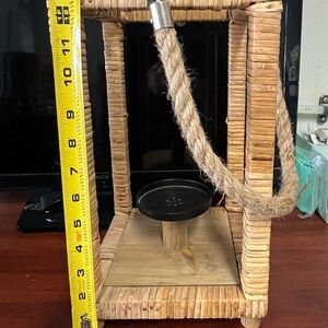 Hangin rope/wicker candle lantern